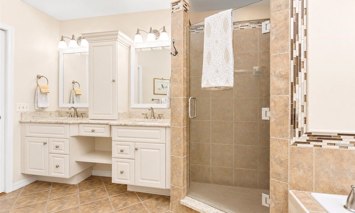 19-Bathroom